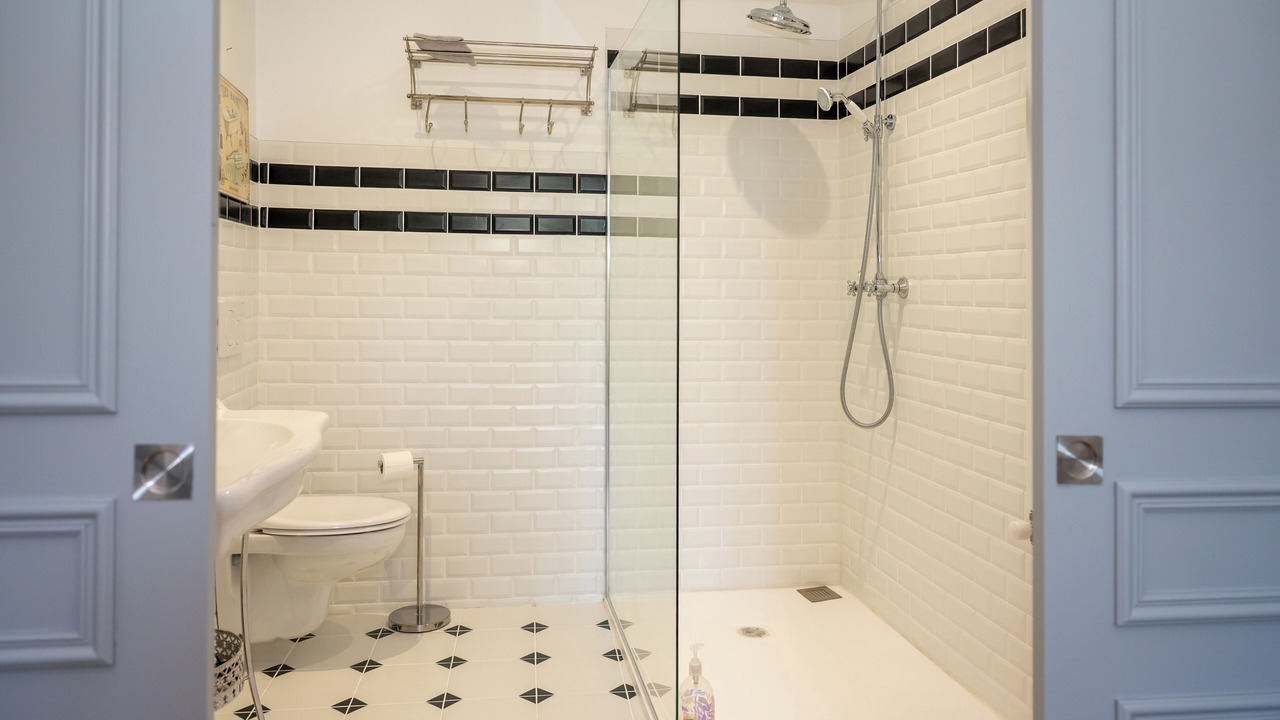 Photo of Bathroom in Saint-Vallier