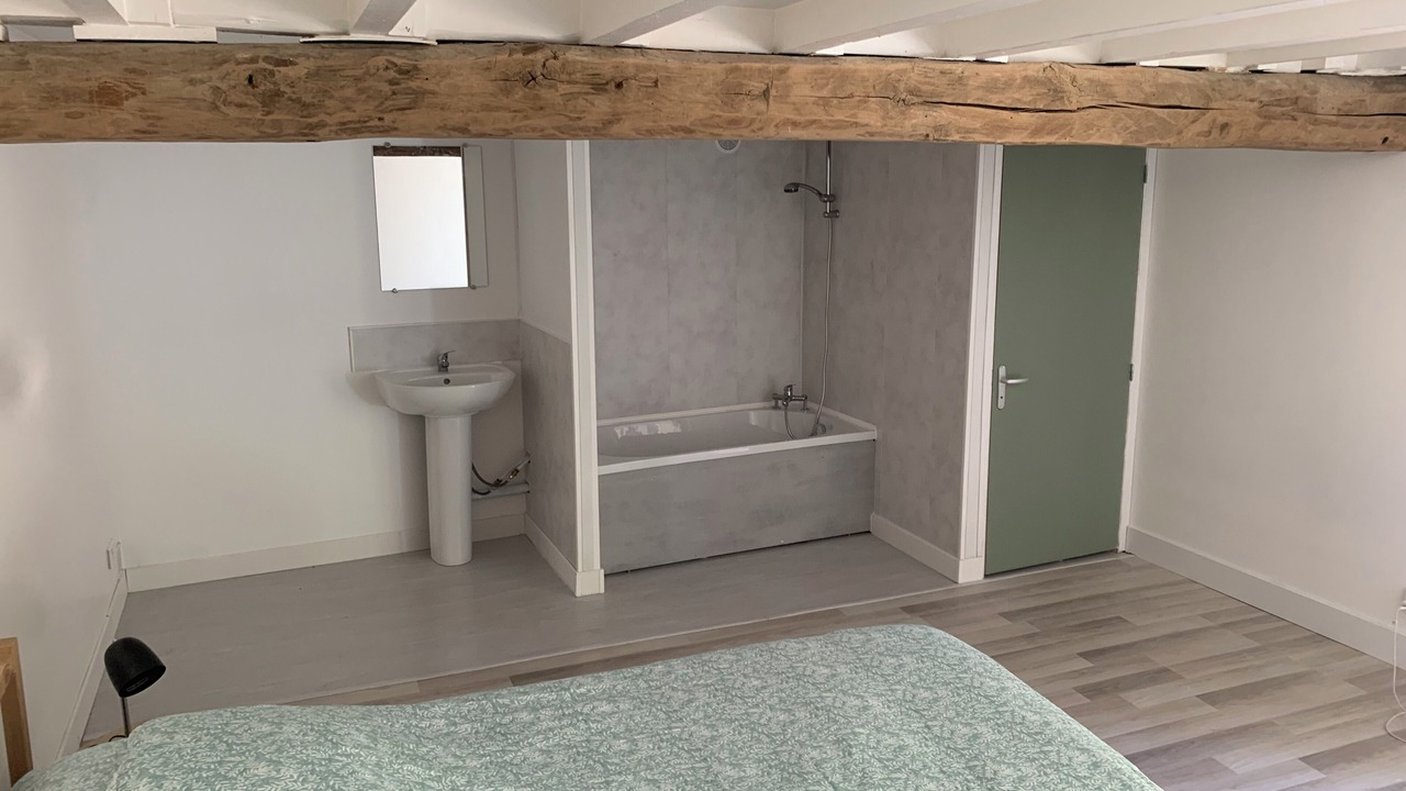 Photo of Bedroom in La Roche-Vineuse