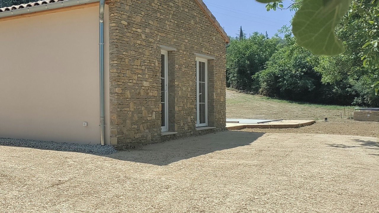 Photo of Outdoor in Faucon