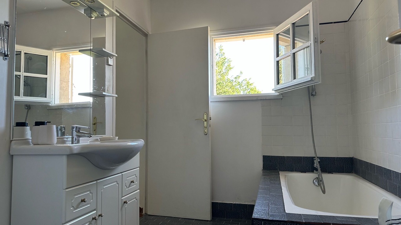 Photo of Bathroom in Mirmande