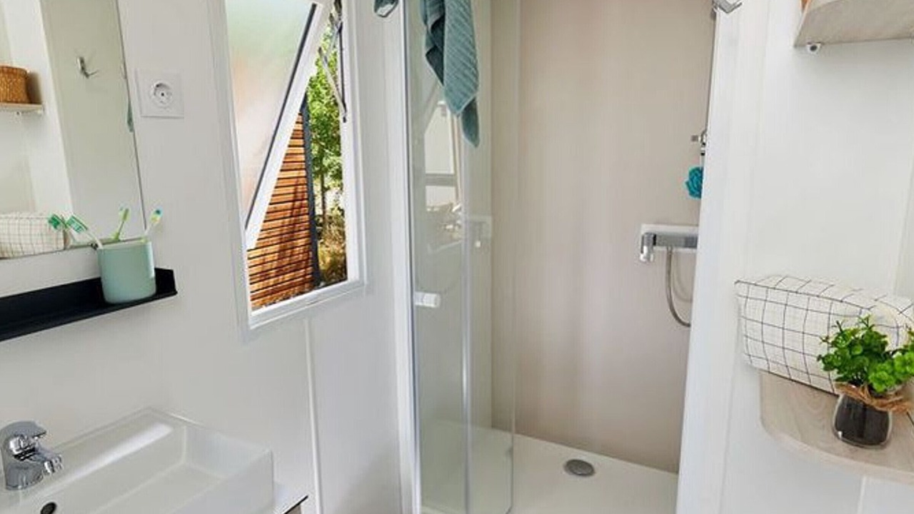 Photo of Bathroom in Saint-Maurice-d'Ibie