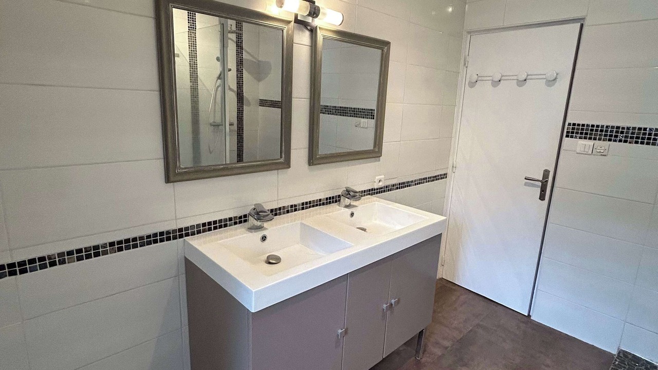 Photo of Bathroom in Murat