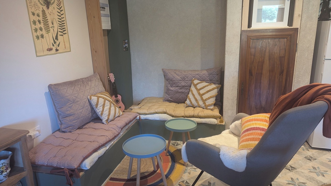 Photo of Livingroom in Publy