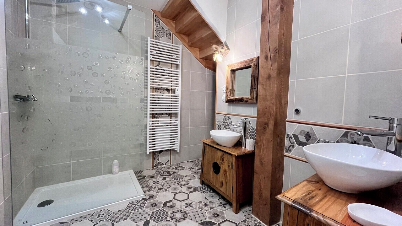 Photo of Bathroom in Meyras