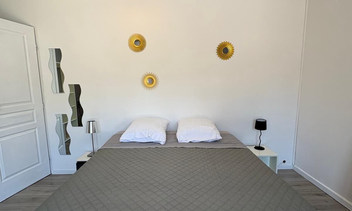 Photo of Bedroom in Grillon