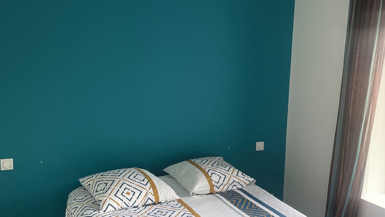 Photo of Bedroom in Albon