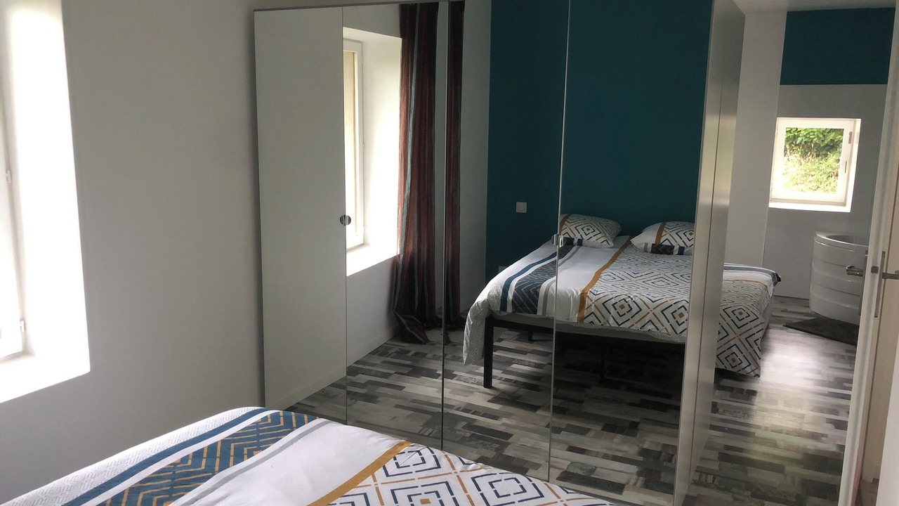 Photo of Bedroom in Albon