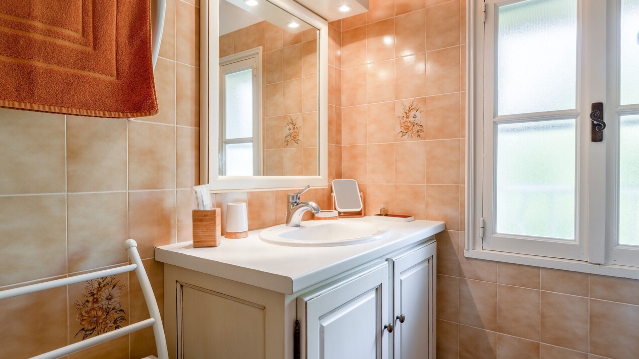 Photo of Bathroom in Crillon-le-Brave