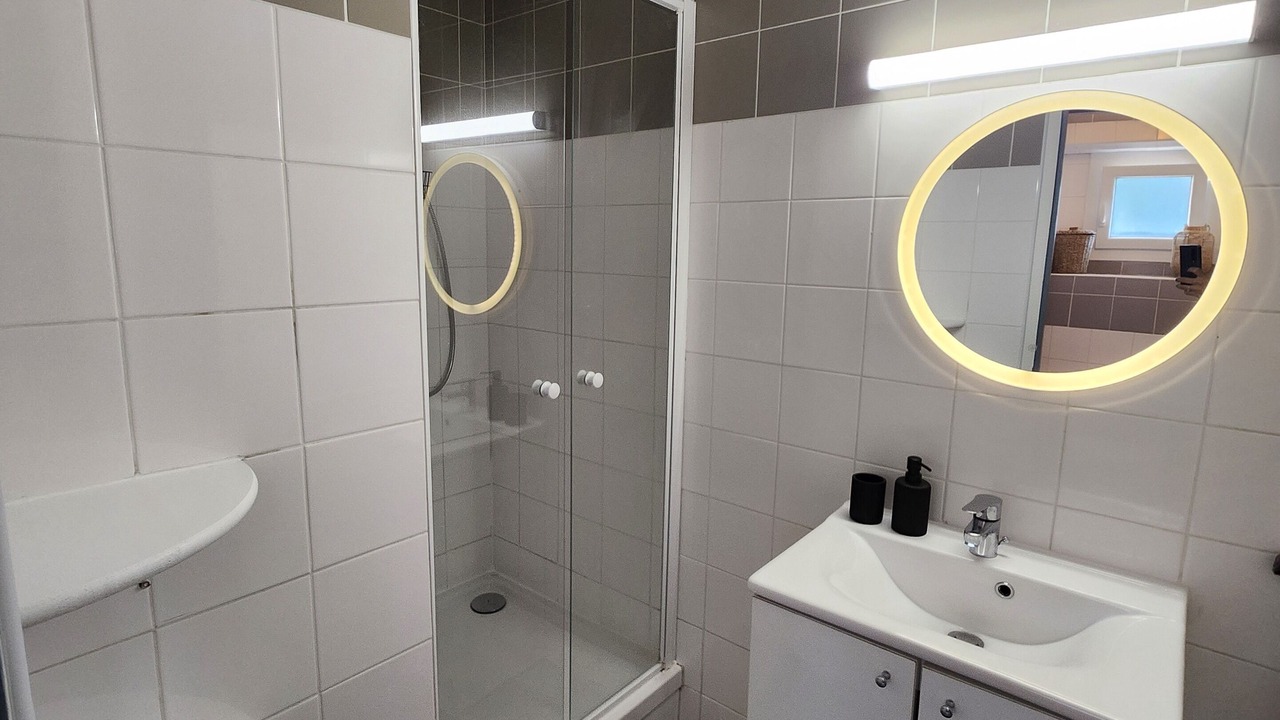 Photo of Bathroom in Lons-le-Saunier