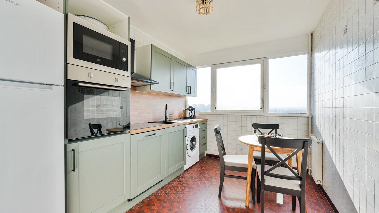 Photo of Kitchen in Breche - Prefecture