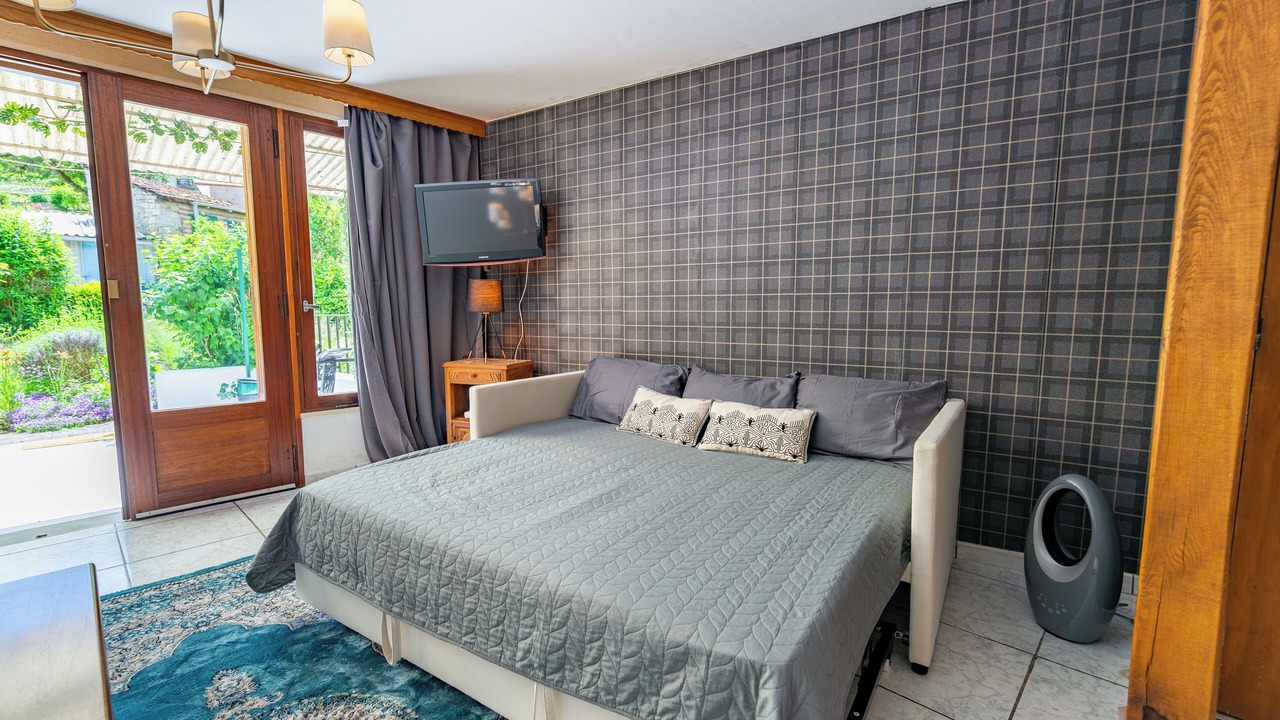 Photo of Bedroom in Bourbonne-les-Bains
