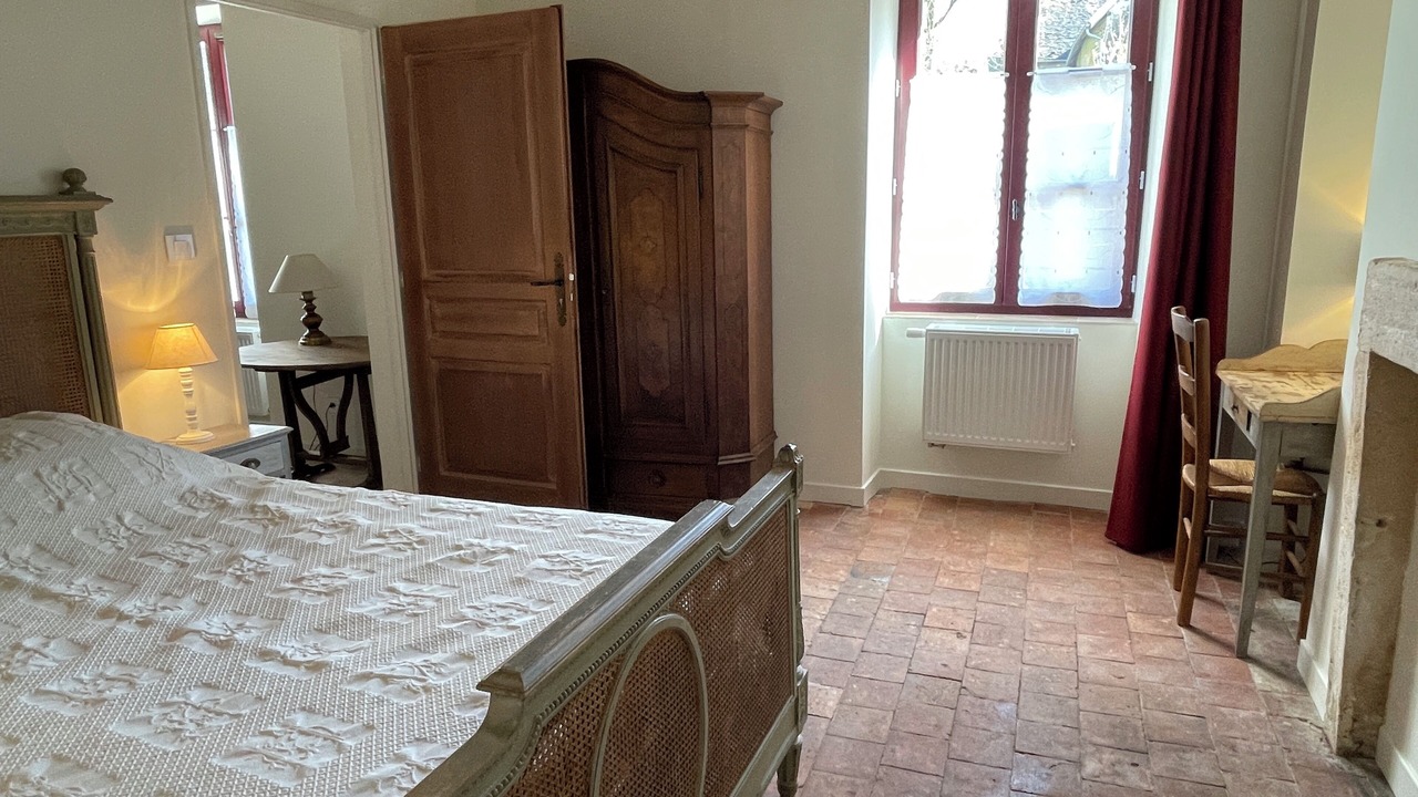 Photo of Bedroom in Perreuse