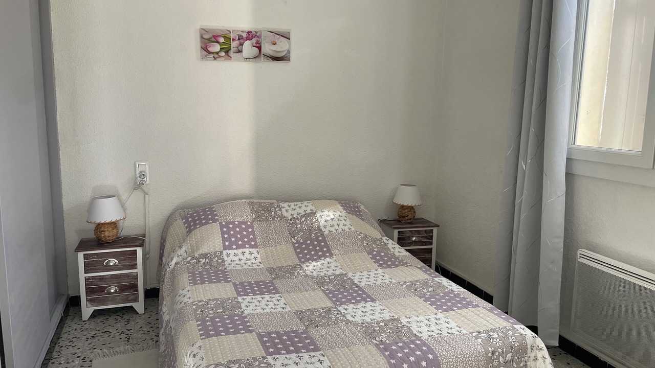 Photo of Bedroom in Caromb