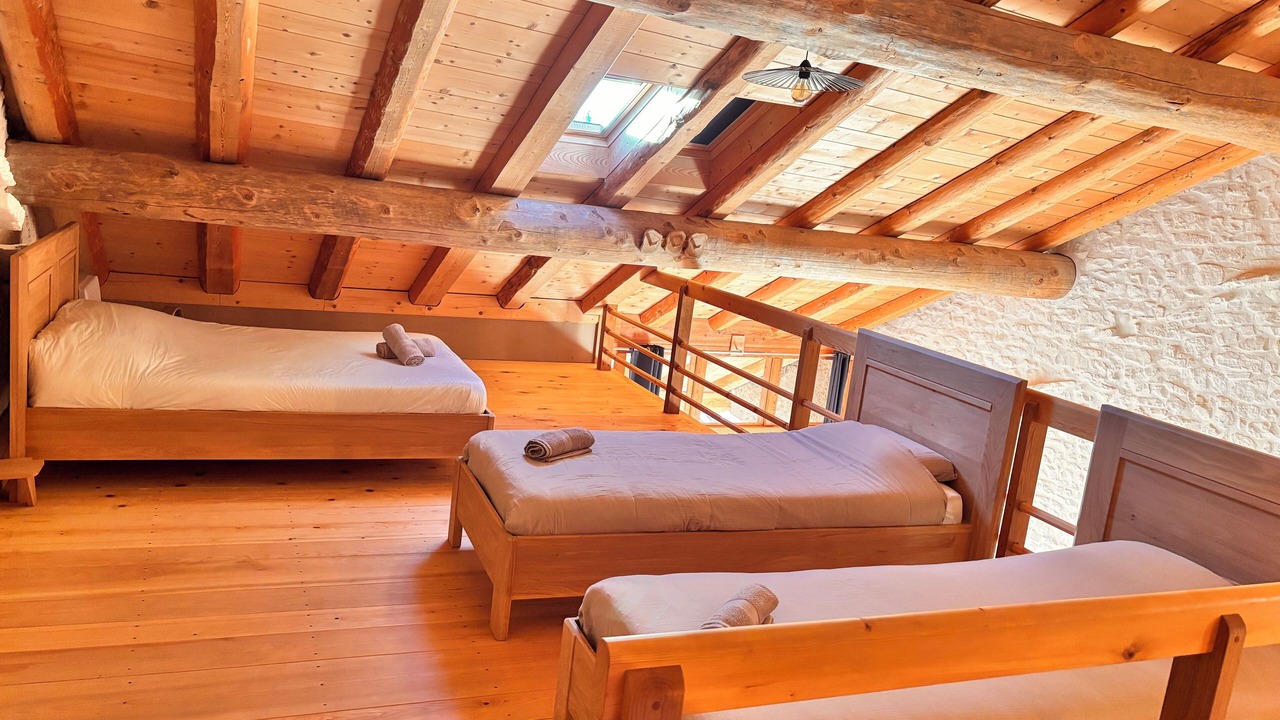 Photo of Bedroom in Charchilla