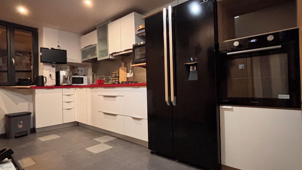 Photo of Kitchen in Charchilla