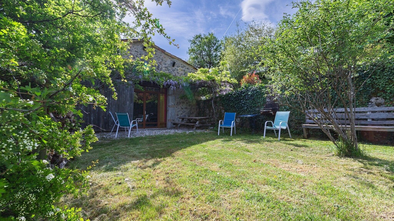 Photo of Patio Balcony in Montmaur-en-Diois