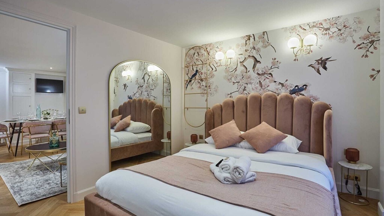 Photo of Bedroom in 6th Arrondissement