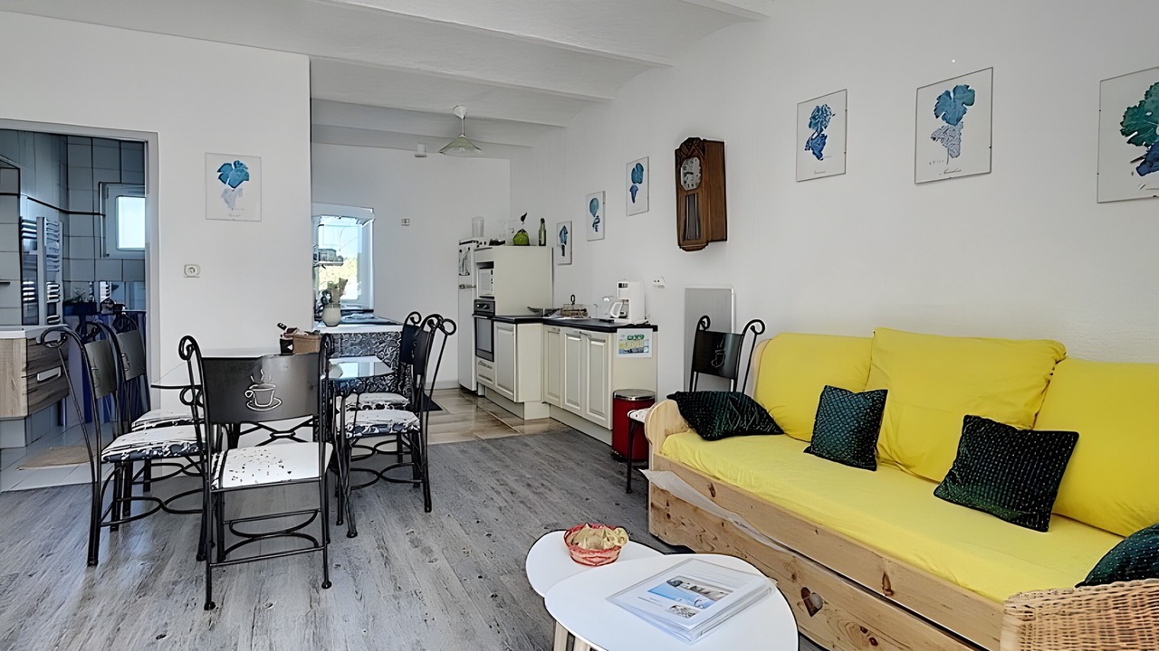 Photo of Livingroom in Sampzon