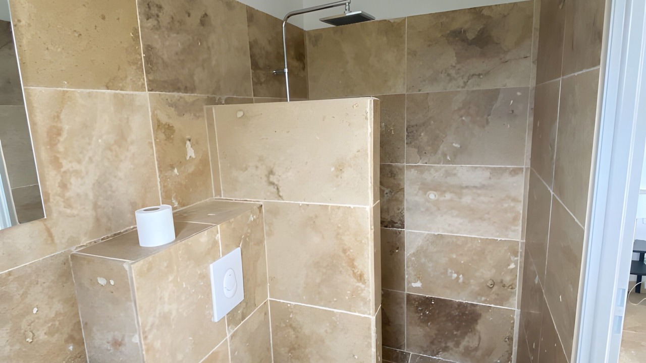 Photo of Bathroom in Mormoiron