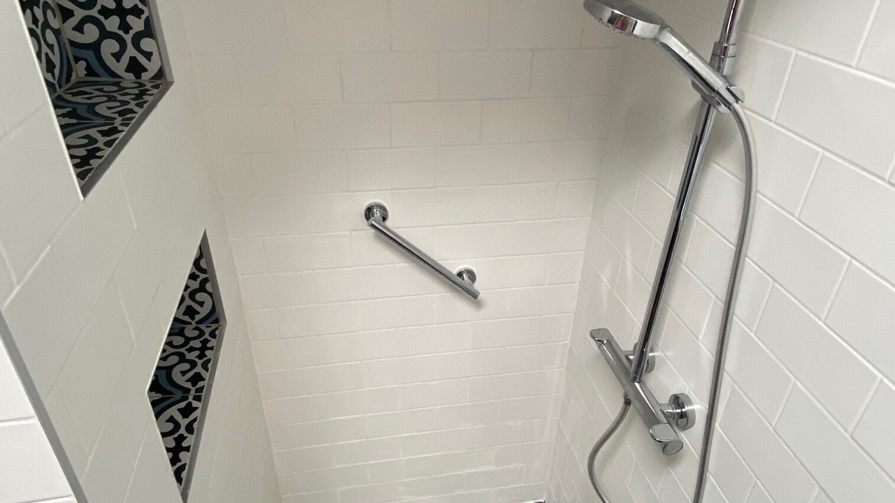 Photo of Bathroom in Joinville-le-Pont