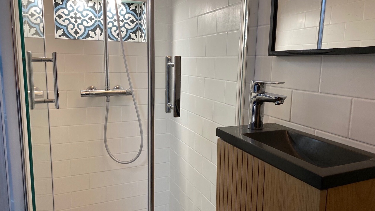 Photo of Bathroom in Joinville-le-Pont