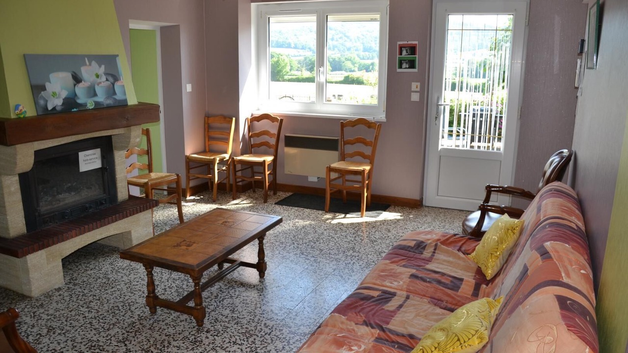 Photo of Livingroom in Mesvres