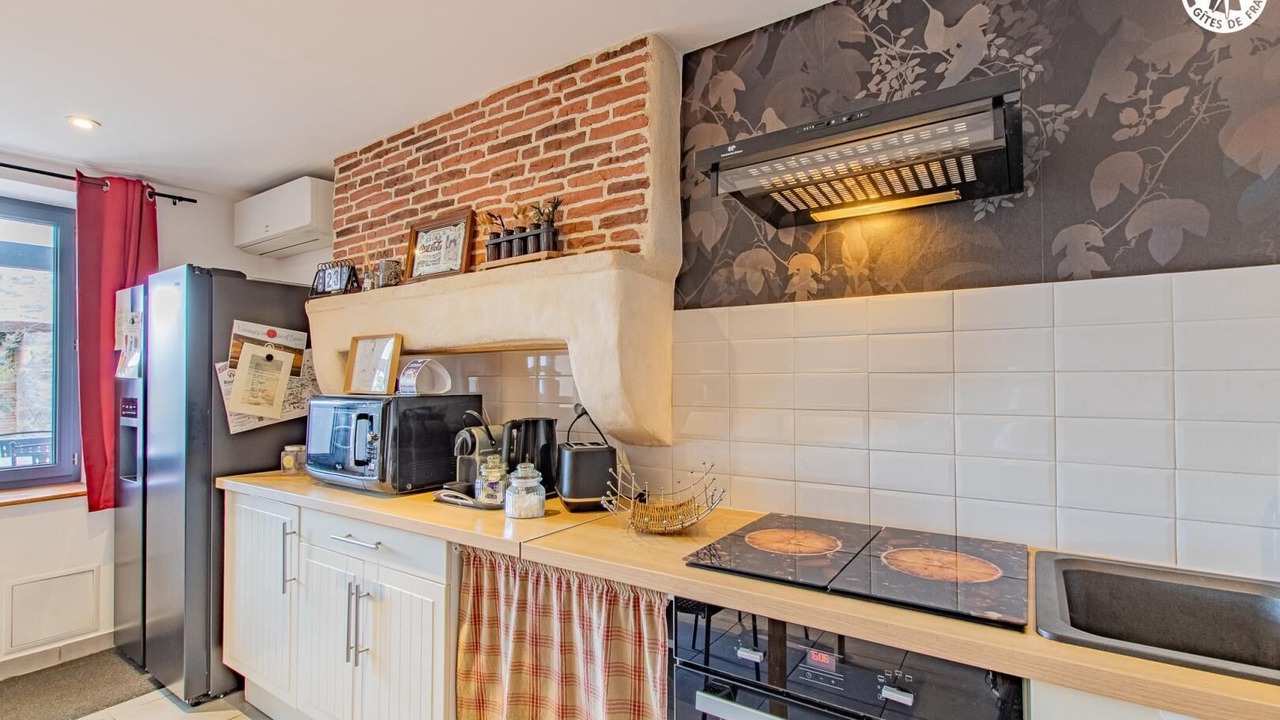 Photo of Kitchen in Saint-Laurent-dAndenay