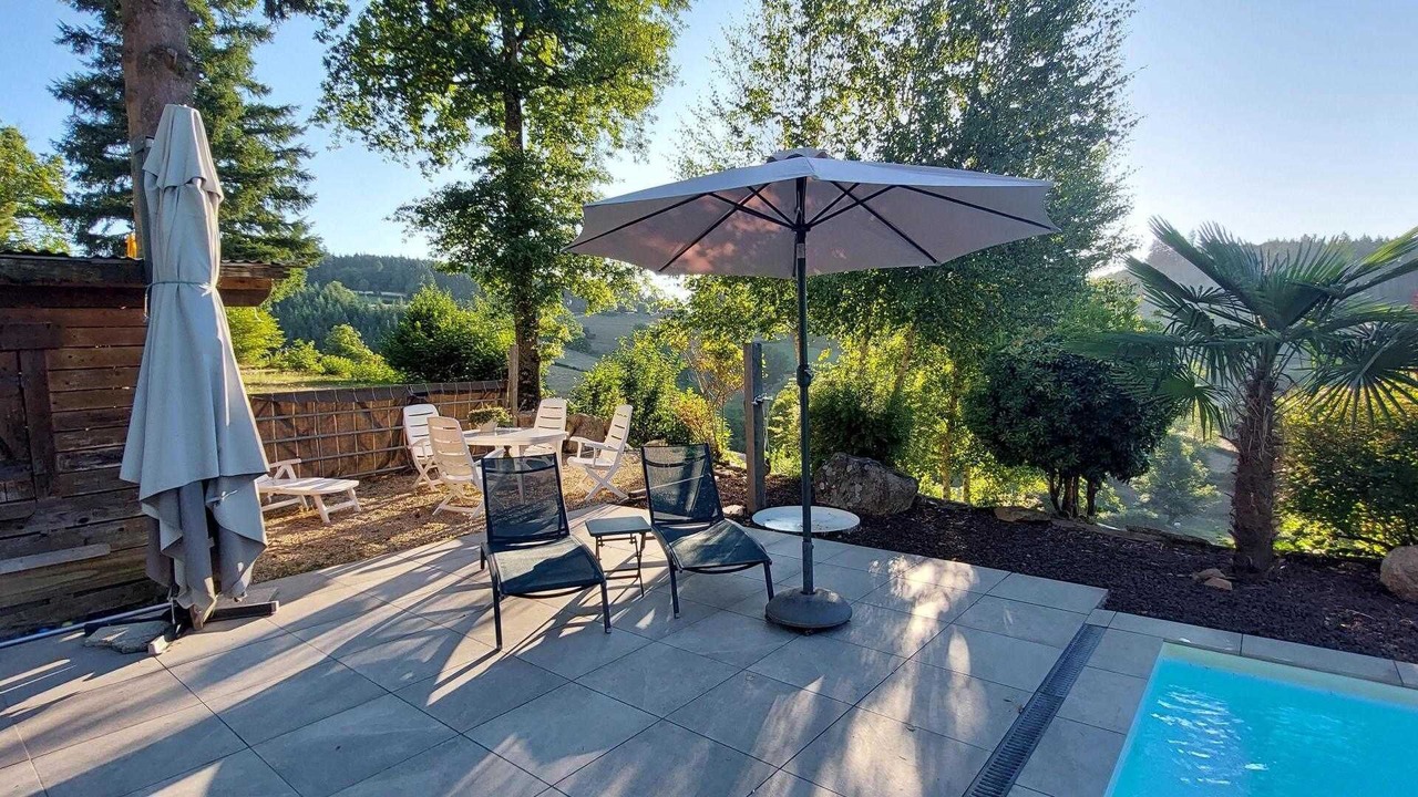 Photo of Patio Balcony in Anglure-sous-Dun