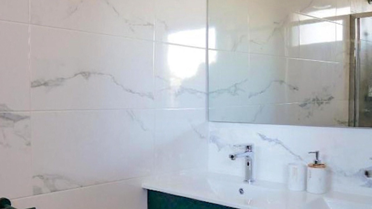 Photo of Bathroom in Allan