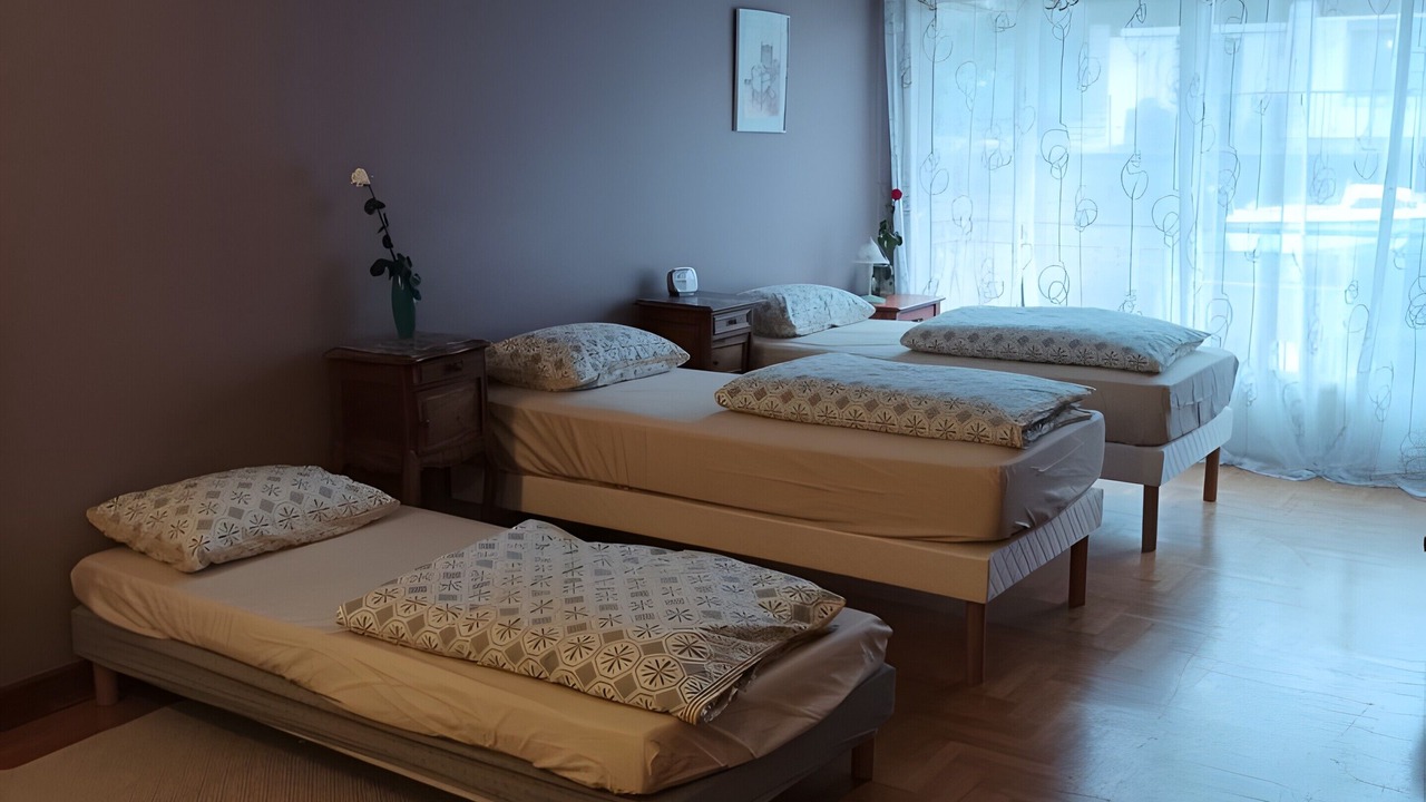 Photo of Bedroom in Chamole