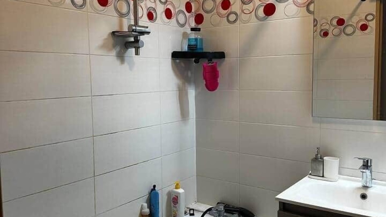 Photo of Bathroom in L'Hay-les-Roses