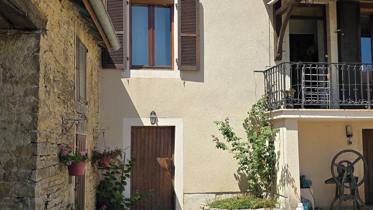 Photo of Outdoor in Chaux