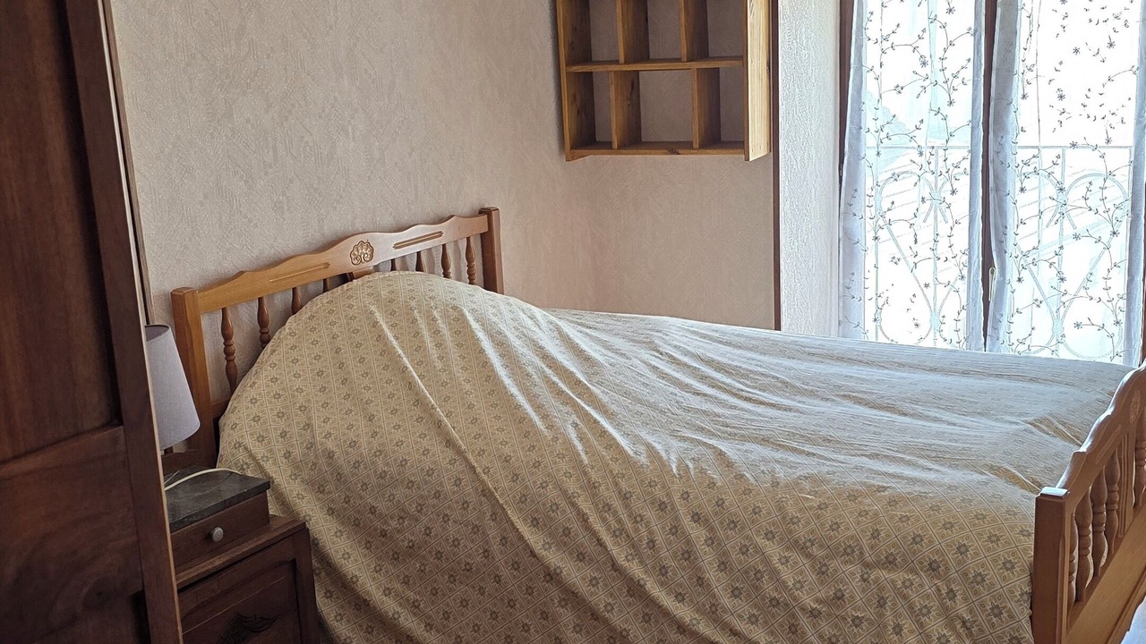 Photo of Bedroom in Chaux