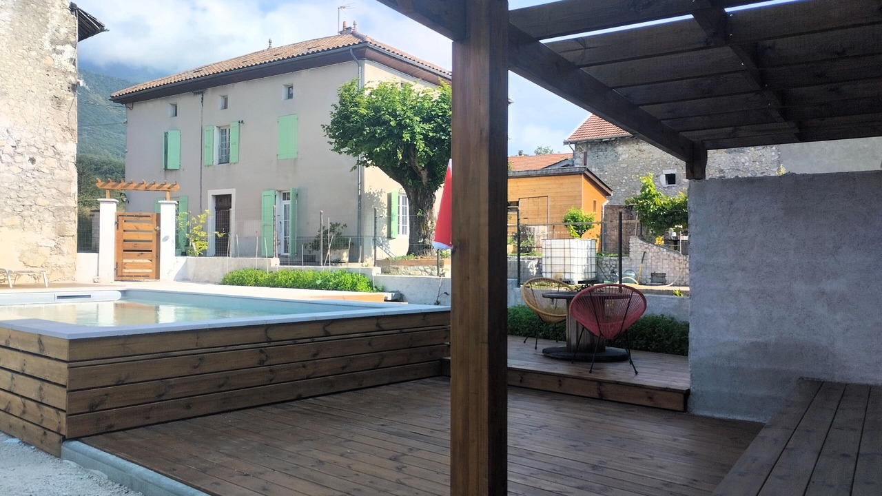 Photo of Patio Balcony in Varces-Allieres-et-Risset