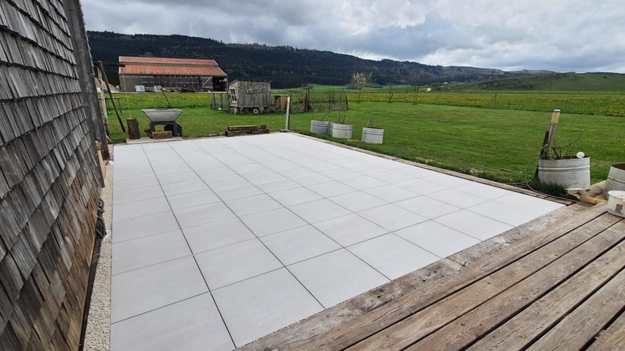 Photo of Patio Balcony in Arc-sous-Cicon