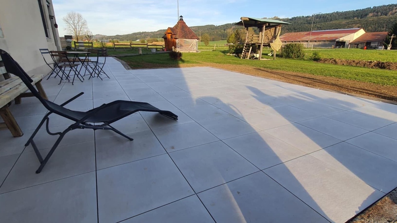 Photo of Patio Balcony in Arc-sous-Cicon