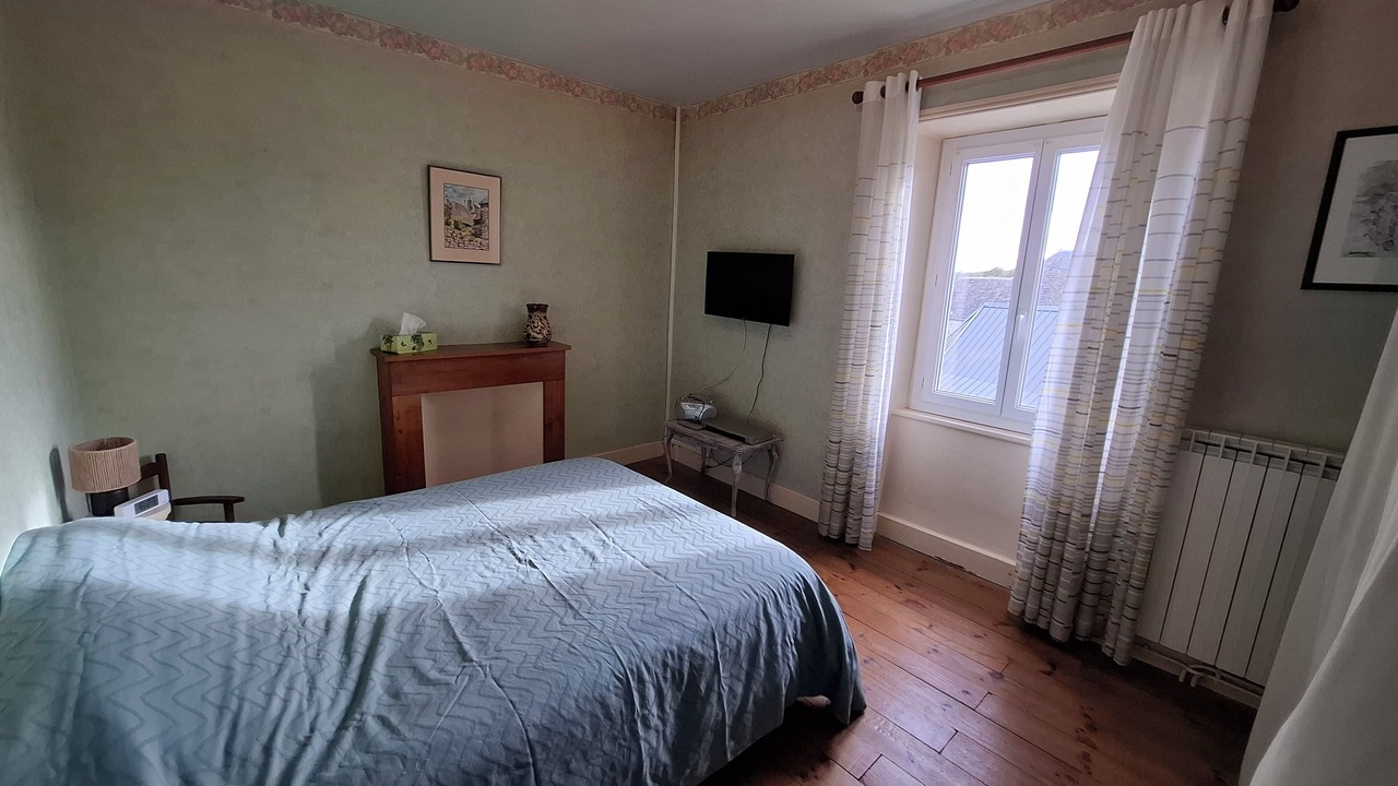 Photo of Bedroom in Oradour