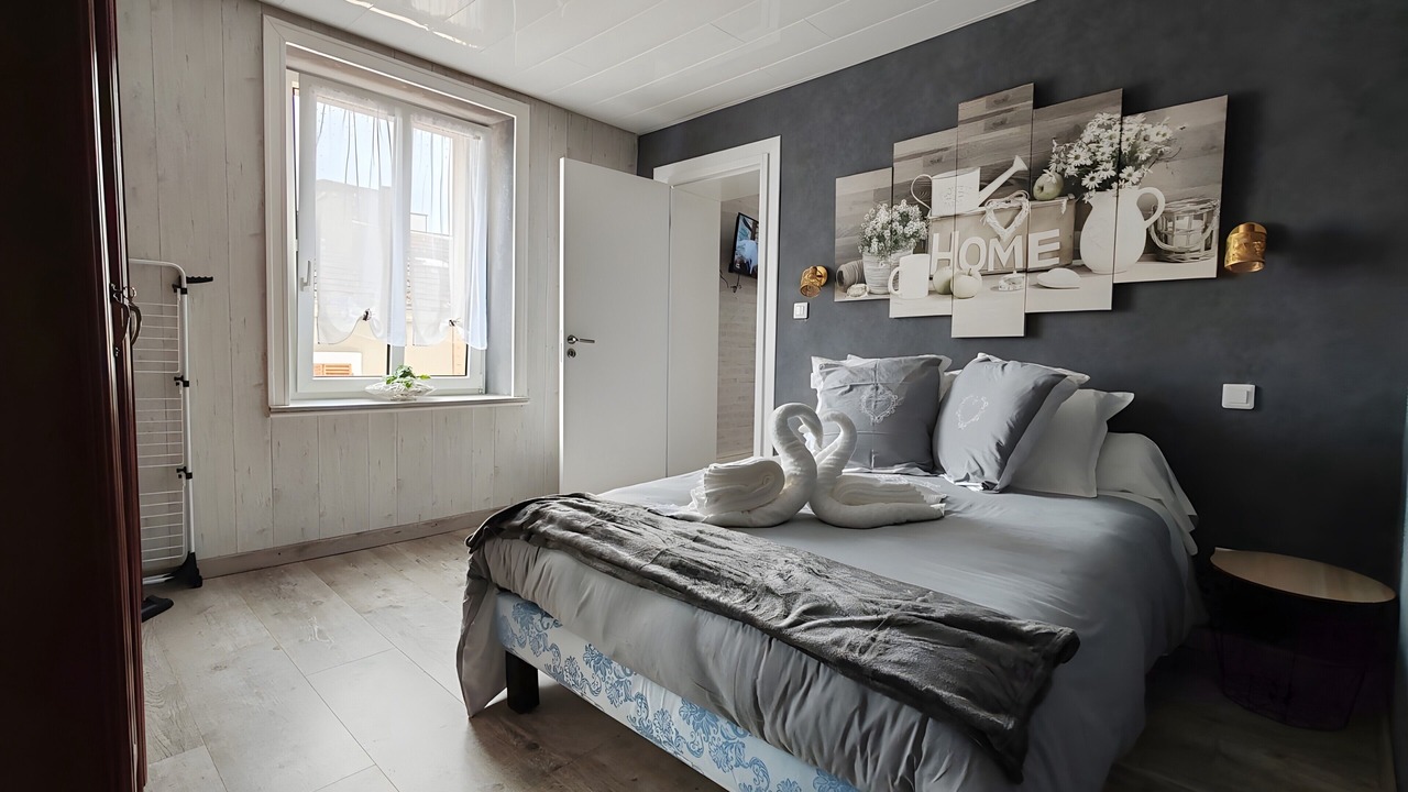 Photo of Bedroom in Forges-les-Bains