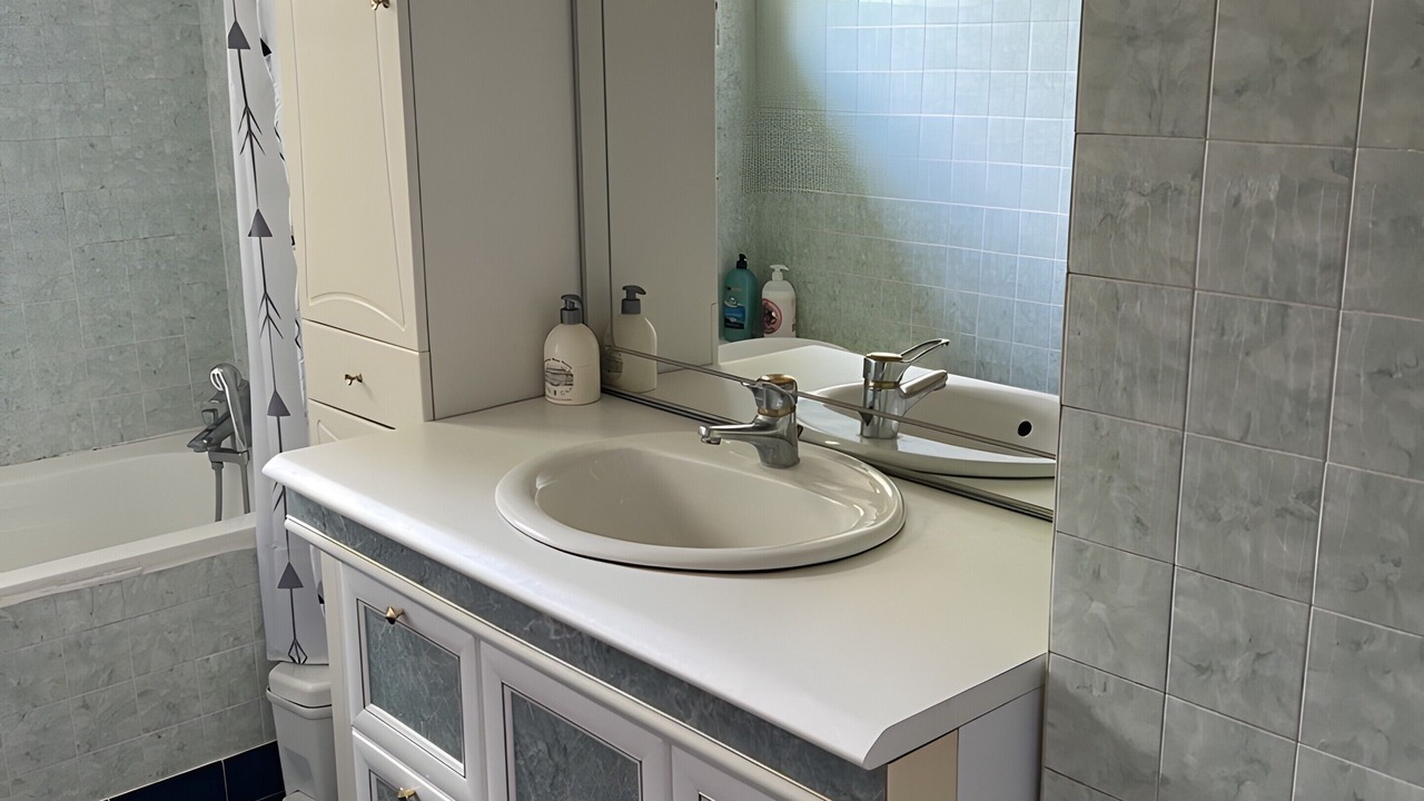 Photo of Bathroom in Charnay-les-Macon
