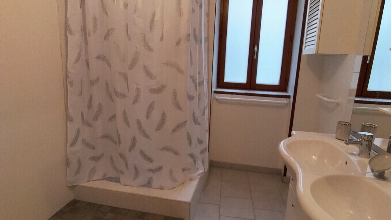Photo of Bathroom in Lormes