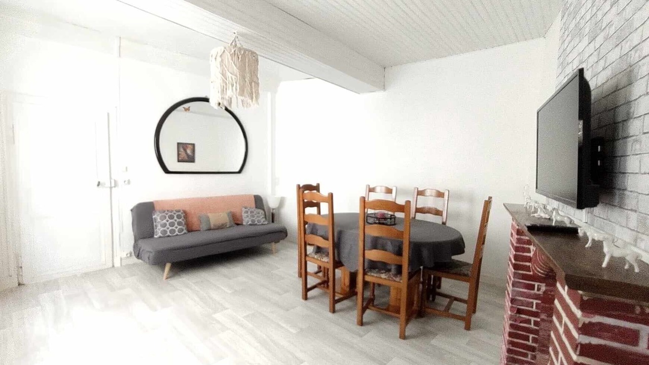 Photo of Livingroom in Lormes