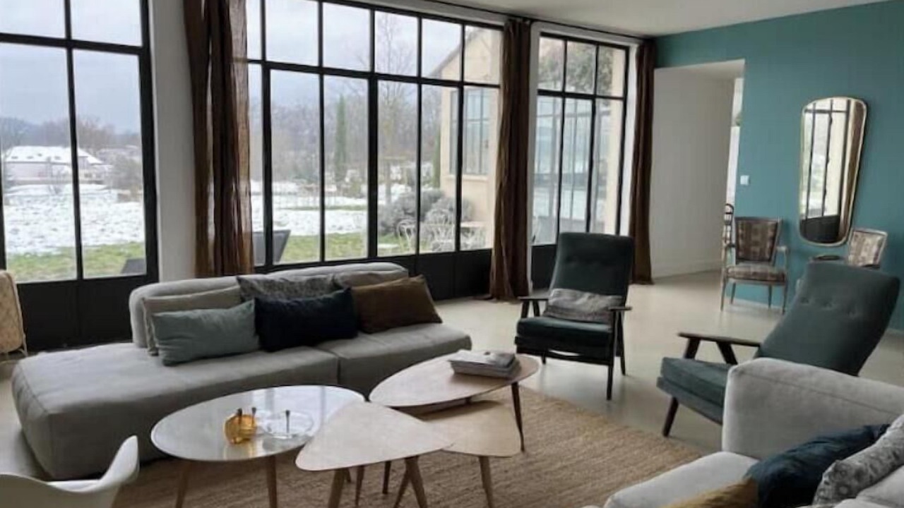 Photo of Livingroom in Chapaize