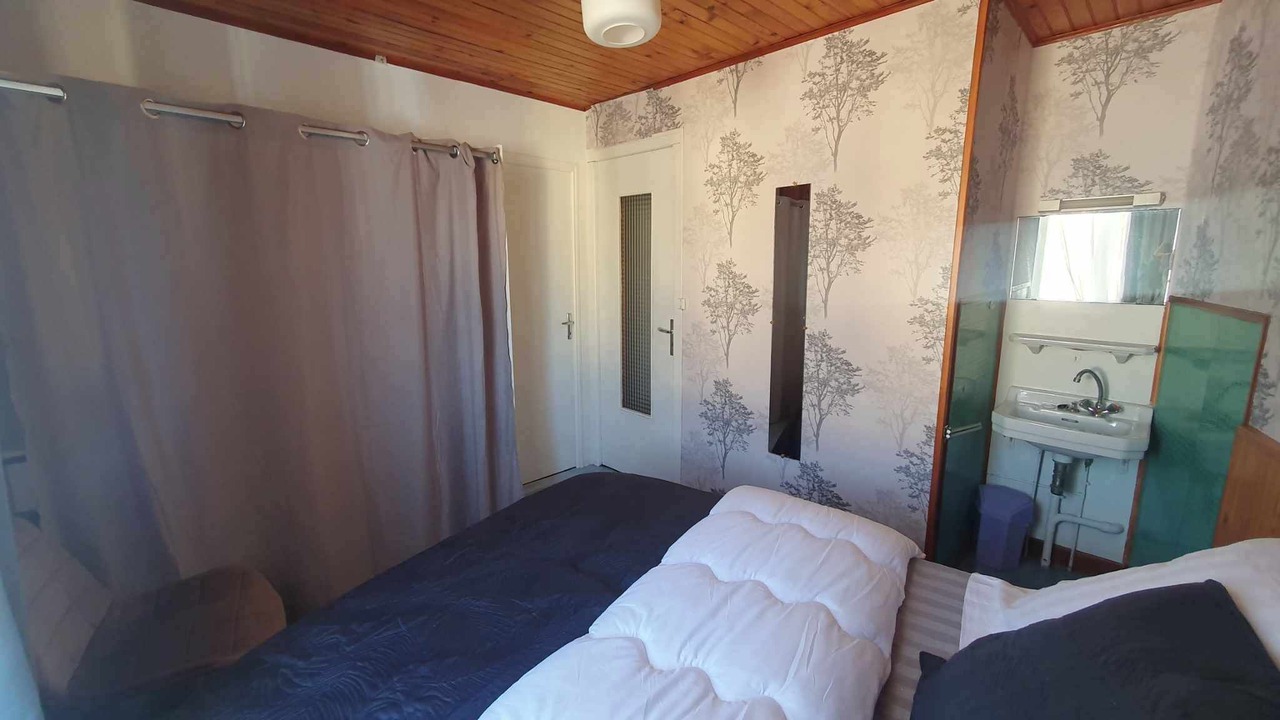 Photo of Bedroom in Bourbonne-les-Bains