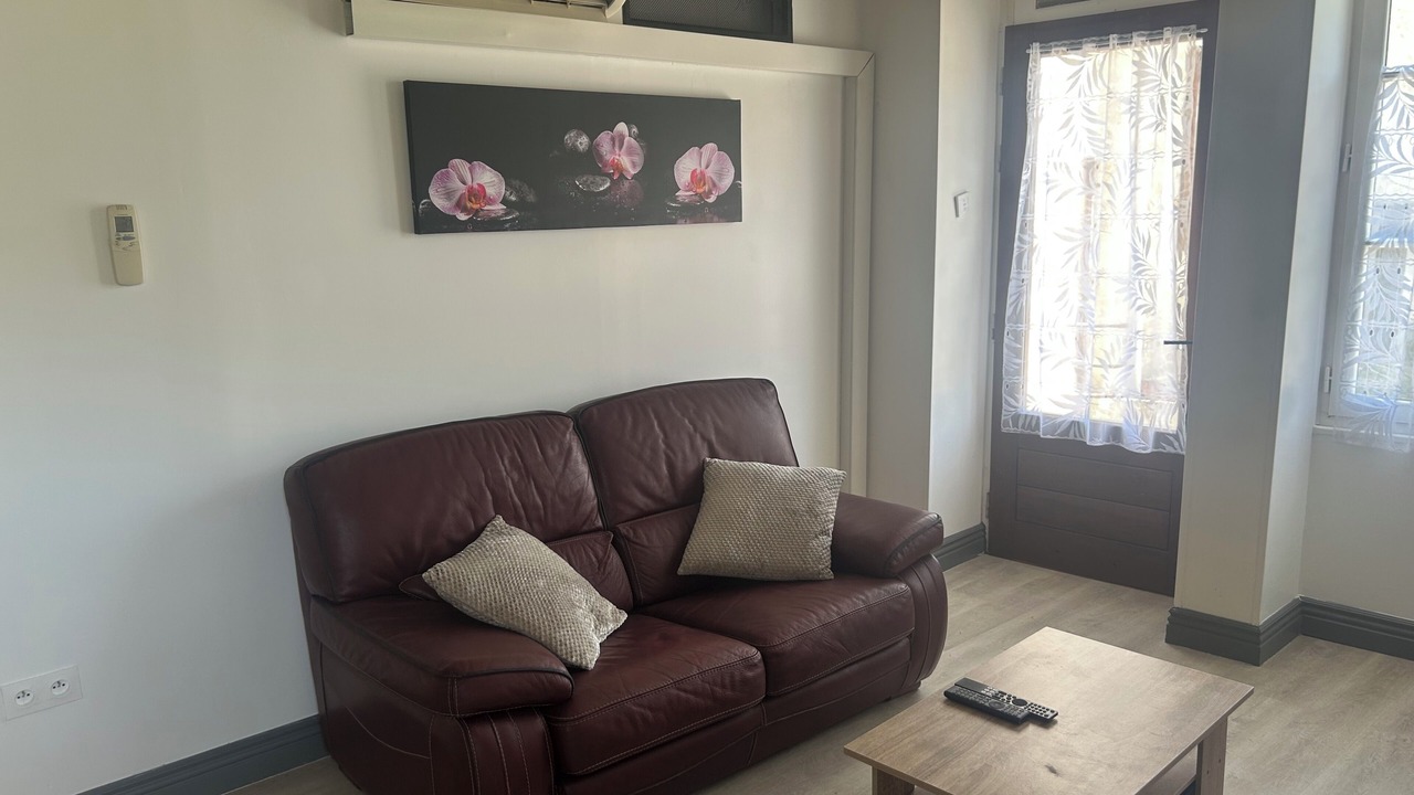 Photo of Livingroom in Saint-More