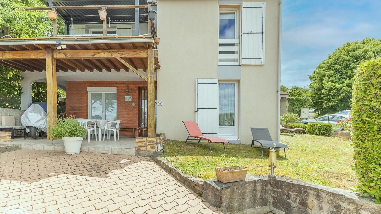 Photo of Patio Balcony in Parent