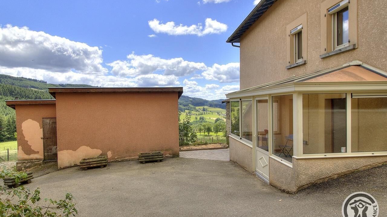 Photo of Outdoor in Saint-Bonnet-le-Troncy