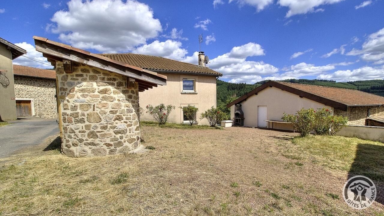 Photo of Outdoor in Saint-Bonnet-le-Troncy