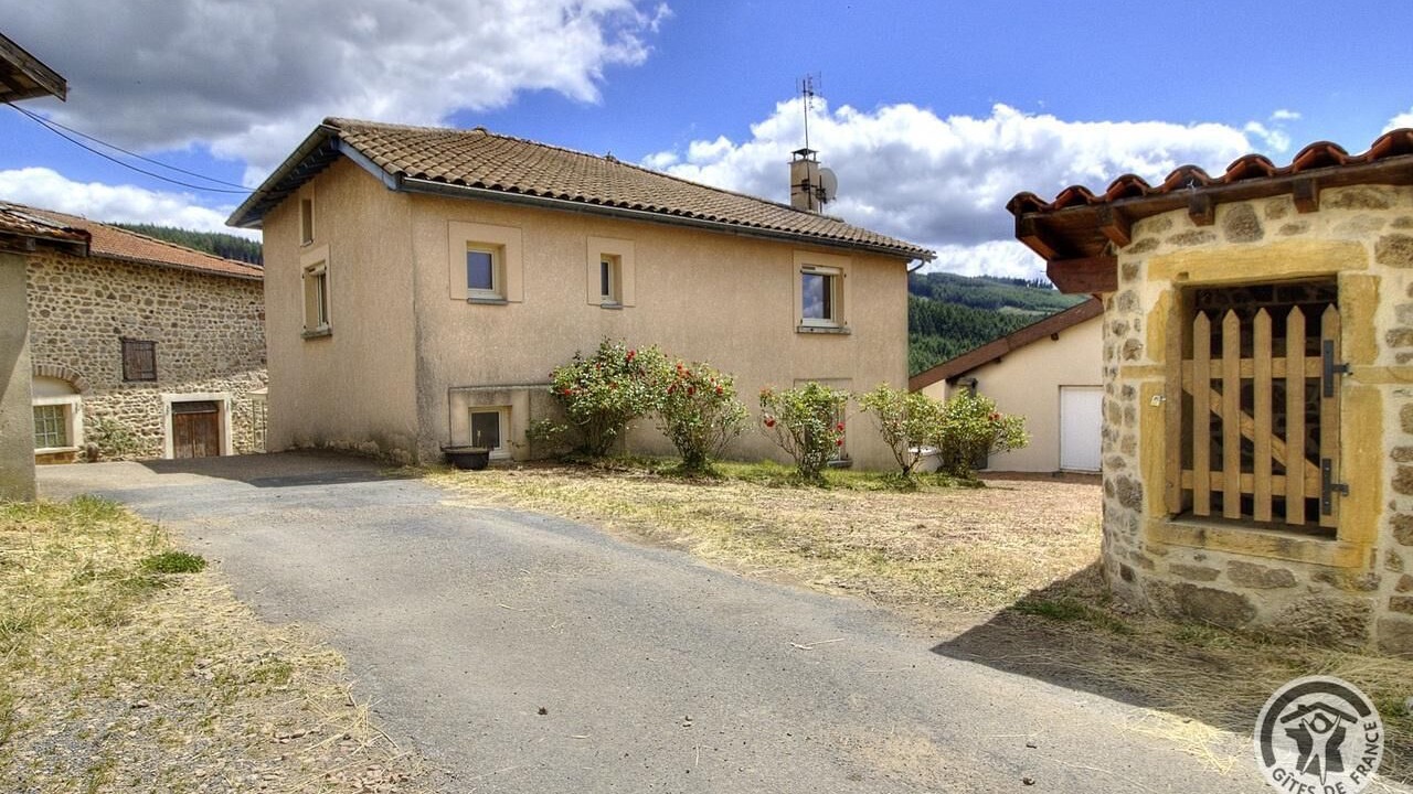 Photo of Outdoor in Saint-Bonnet-le-Troncy