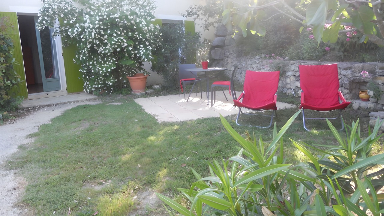 Photo of Patio Balcony in Aubres