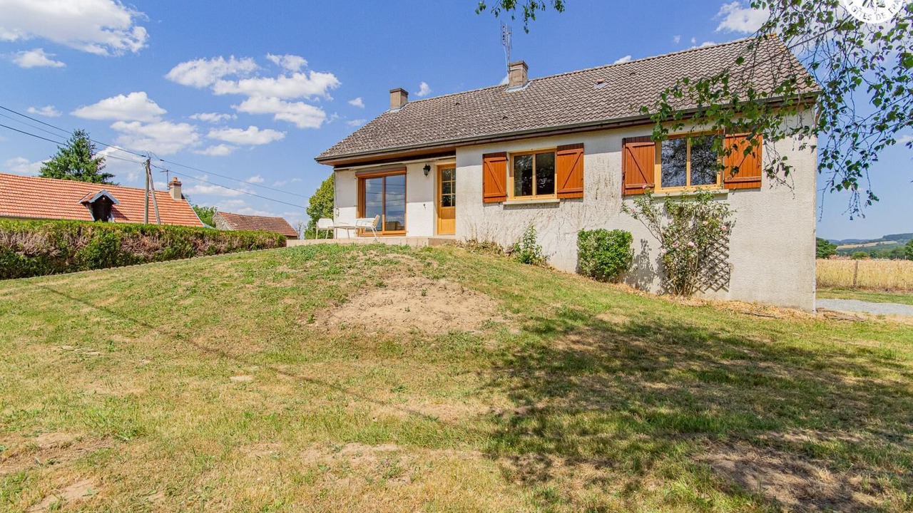 Photo of Outdoor in Charbonnat